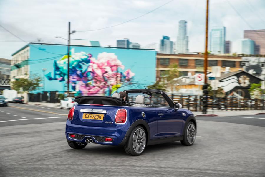  Mini Cooper S Cabrio (F57) 2018 года  (WW) (фото 122 из 222)